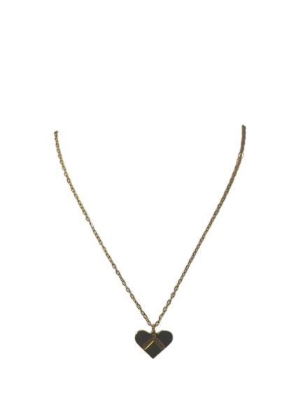 Gold plated Love Petal Pendant Anti Tarnish necklace
