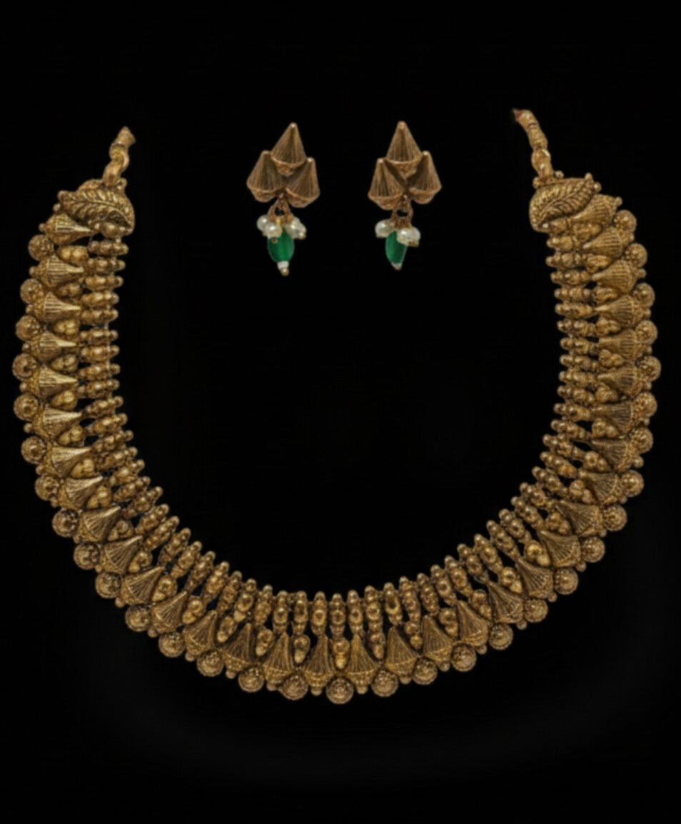 Traditional Temple Gold Necklace Set