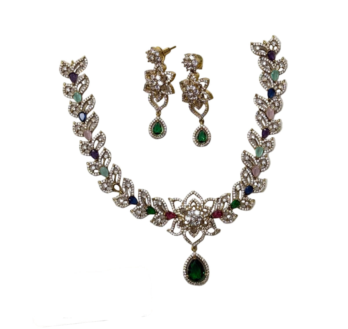 Luxury designer necklace set with sparkling cubic zirconia stones